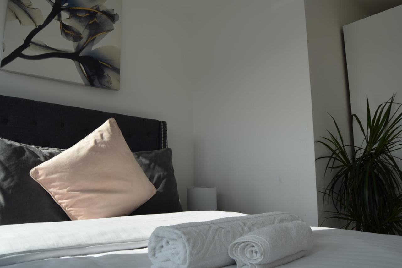 Morland Apartments - Romford Buitenkant foto